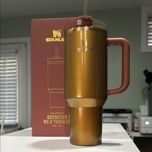 Stanley Copper Tinsel Quencher H2.0 Tumbler with Handle